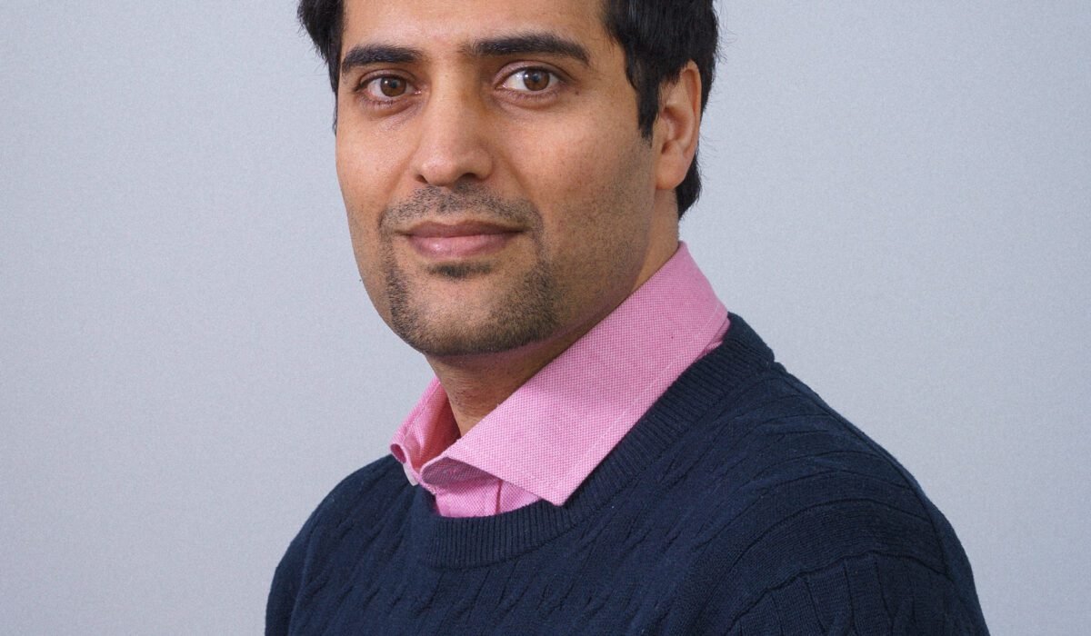 IEEE Trans. Geosci. Remote Sens.: Iceberg detection in open and ice-infested waters using C-band polarimetric synthetic aperture radar