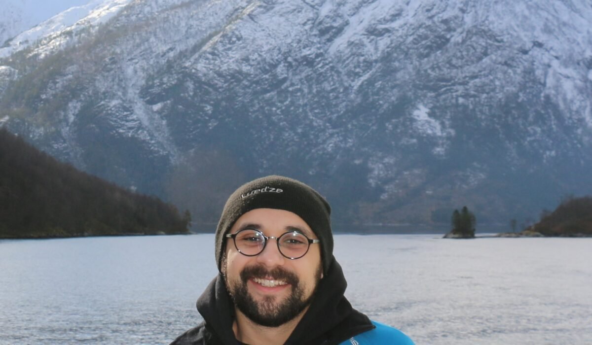 CIRFA seminar (7 September): Victor de Aguiar – Oil slicks