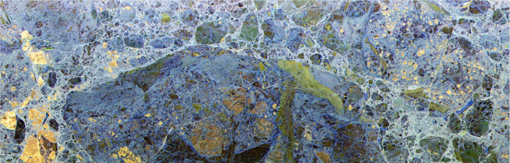 An example of multi-frequency image from F-SAR campaign in April 2019 over the first-year ice in Davis Strait, R-X, G-C, B-L, all VV-polarization.